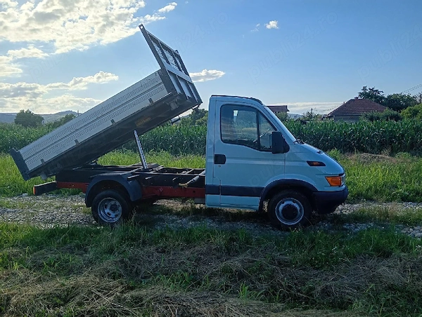 iveco 35c11 basculabil trilateral