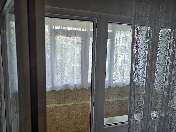 Apartament de închiriat — fotografia 1