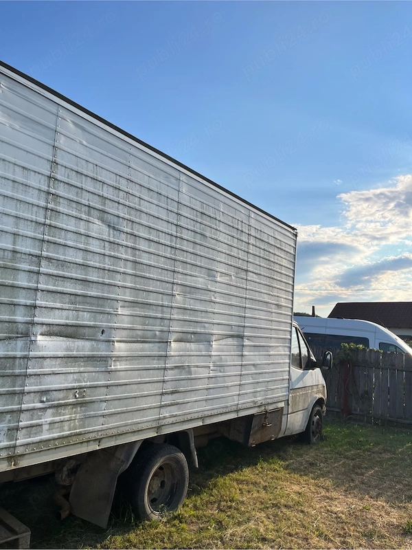Ford Transit cabină pentru piese proiect