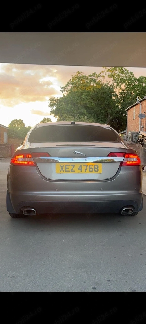 JAGUAR XJ 2011