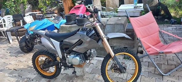 Vând urgent Cross KXD Pro 125cc, 4T, stare bună
