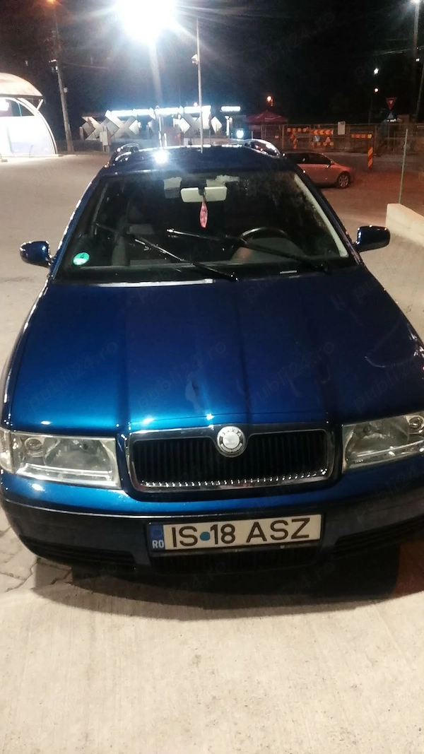 Închiriez auto