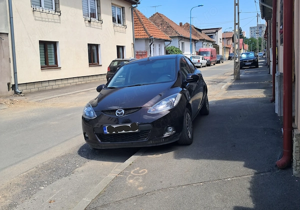 Mazda 2,generația DE(2008)