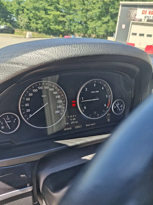 BMW 5 Series 2011 — imagine 5