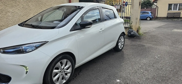 RENAULT Zoe 2013 — imagine 2
