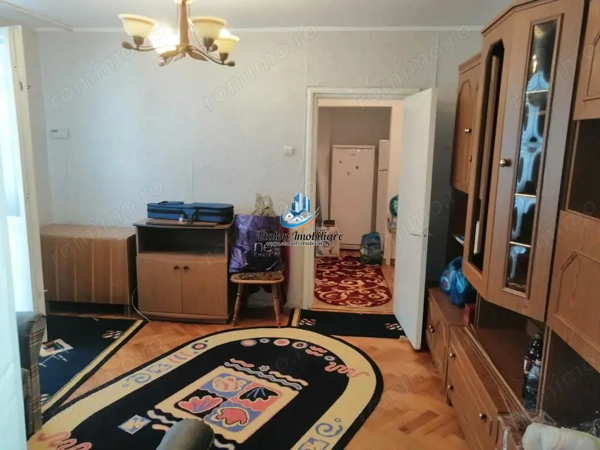 Apartament 3 camere, parter, Piata Darmanesti — fotografia 1
