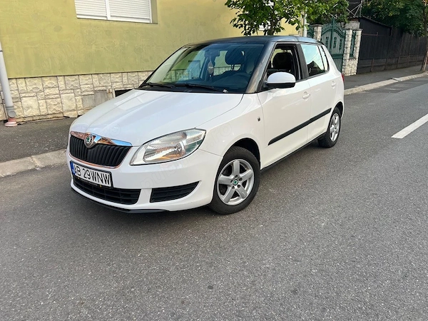 SKODA Fabia 2011 — imagine 5