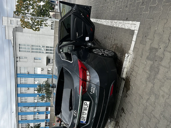 HYUNDAI i40 2017 — imagine 3