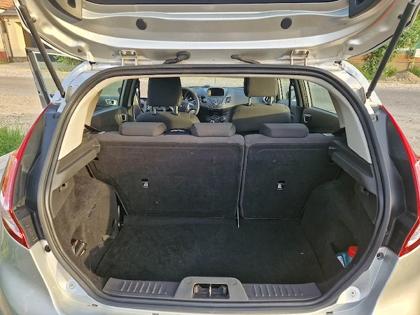 FORD Fiesta 2015 — imagine 9