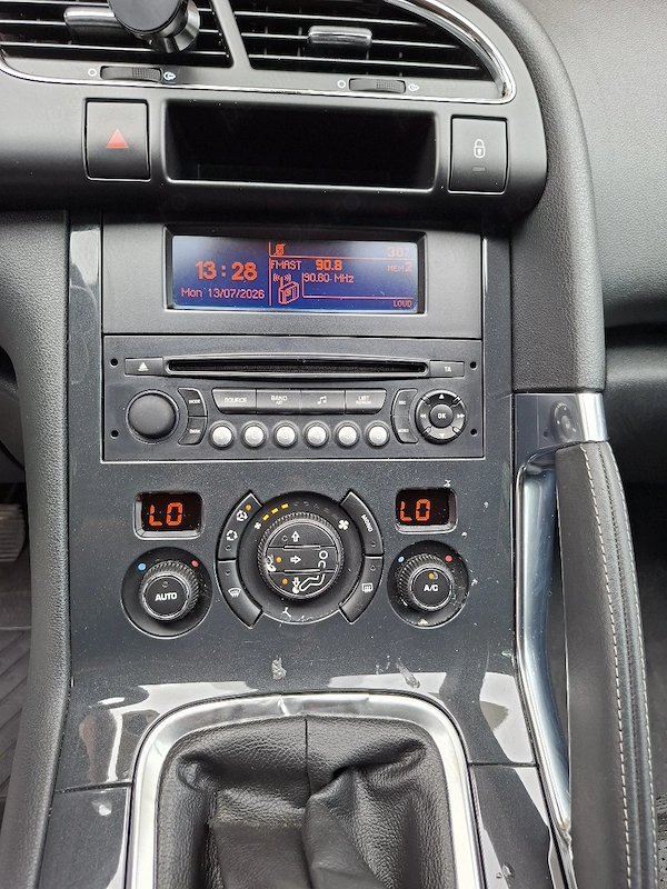 PEUGEOT 3008 2012 — imagine 9