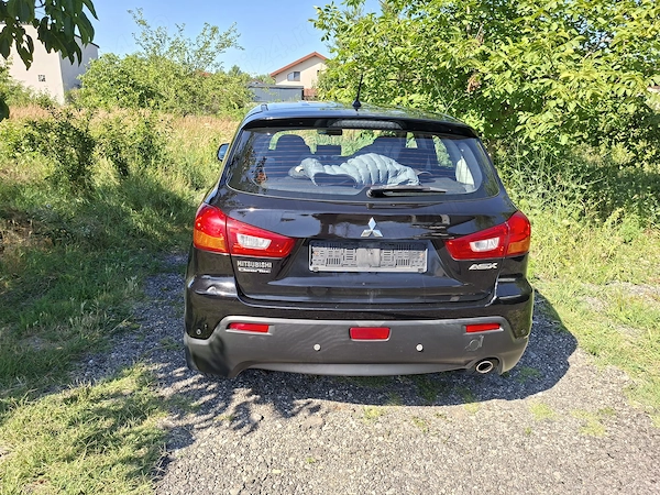 MITSUBISHI ASX 2011 — imagine 2
