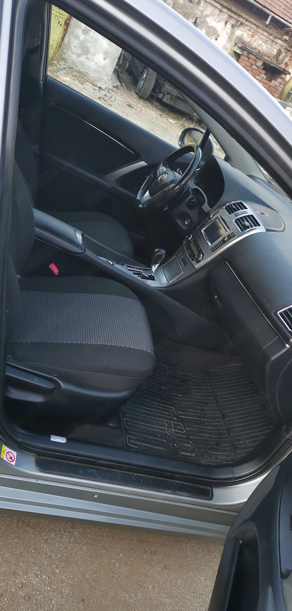 TOYOTA Avensis 2014 — imagine 3