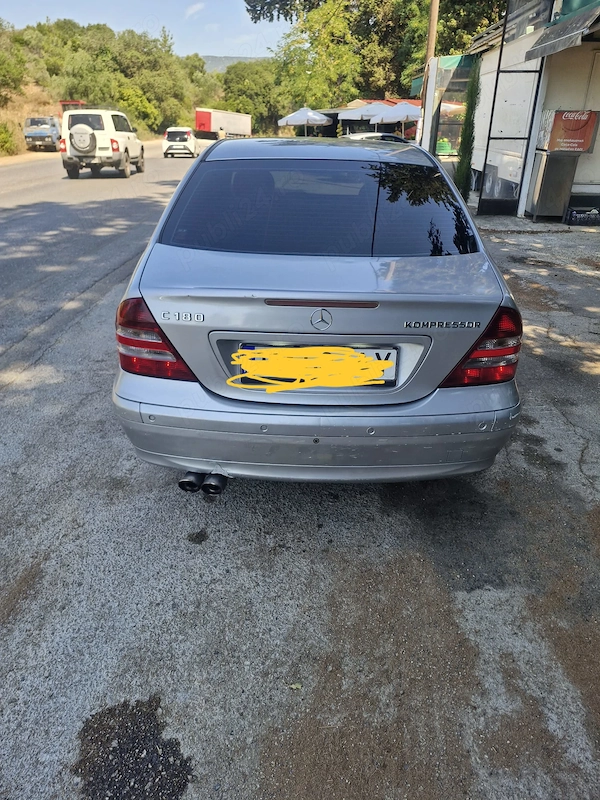 MERCEDES-BENZ C-Class 2004 — imagine 4