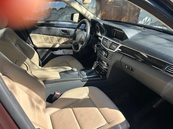 MERCEDES-BENZ E-Class 2011 — imagine 7