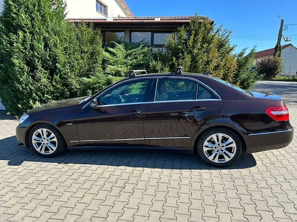 MERCEDES-BENZ E-Class 2011 — imagine 3