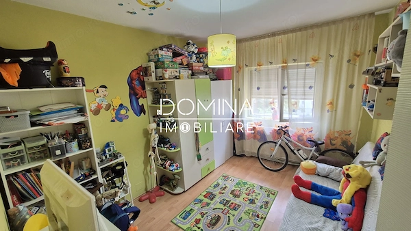Vânzare apartament 3 camere, 75 mp, situat în Târgu Jiu, strada 23 August — fotografia 3
