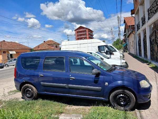 DACIA Logan 2009 — imagine 2