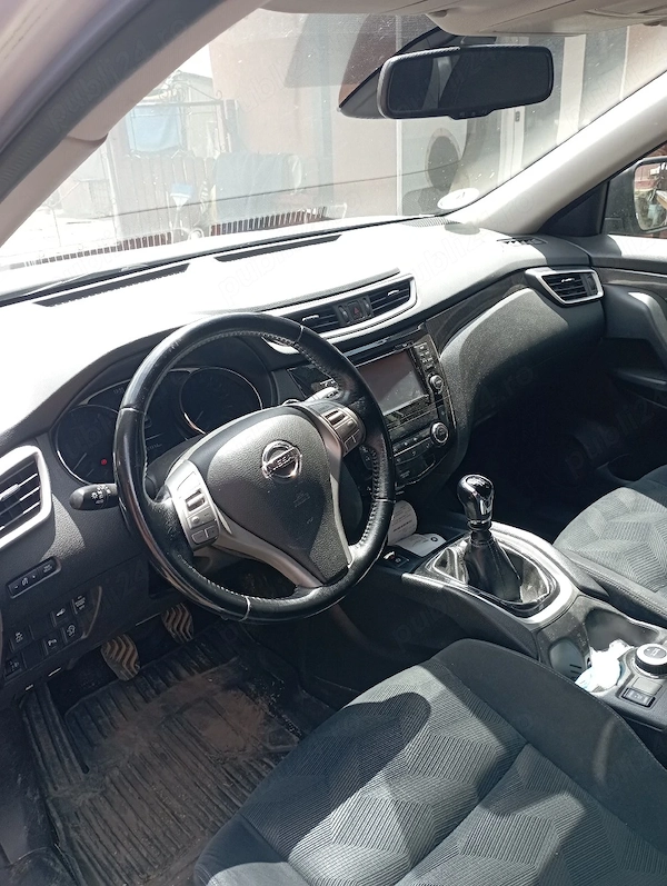 NISSAN X-Trail 2015 — imagine 2