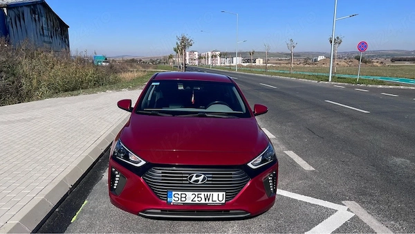 HYUNDAI Ioniq 2018 — imagine 3