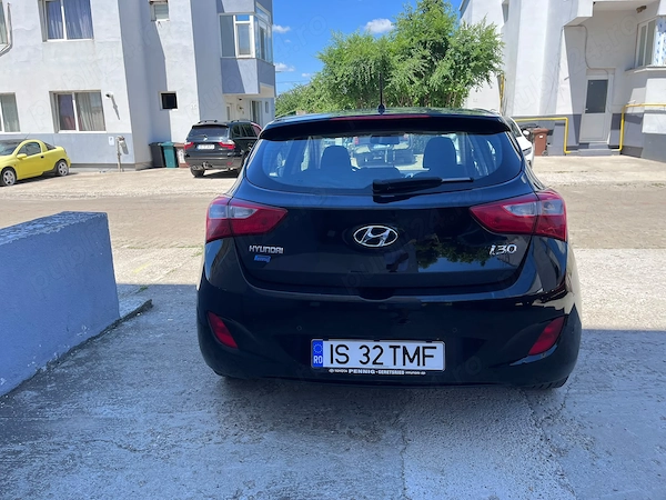 HYUNDAI i30 2015 — imagine 5