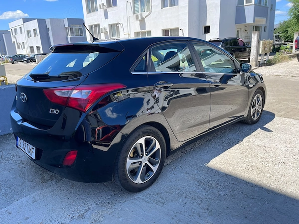 HYUNDAI i30 2015 — imagine 3