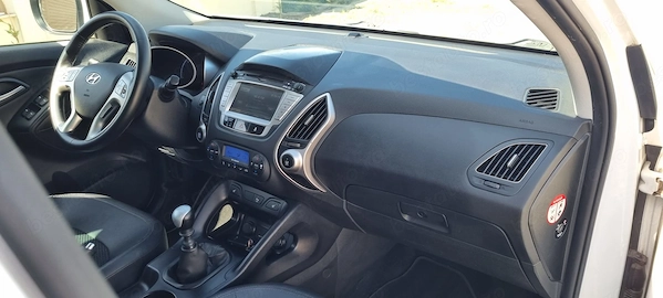 HYUNDAI ix35 2014 — imagine 6