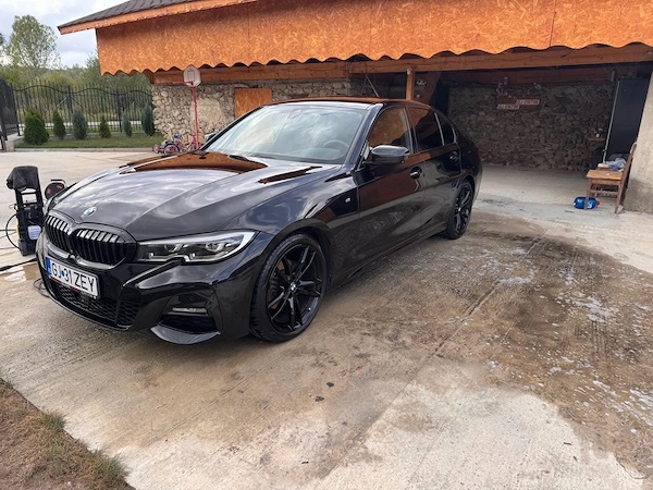 BMW 3 Series 2019 — imagine 2