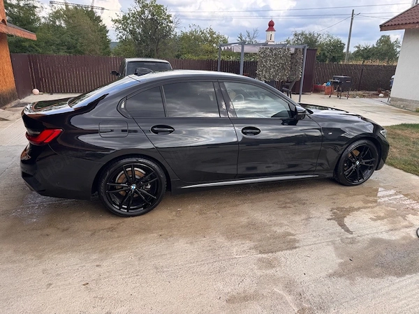 BMW 3 Series 2019 — imagine 3