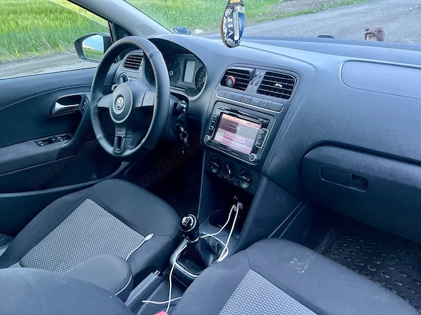 VOLKSWAGEN Polo 2010 — imagine 5