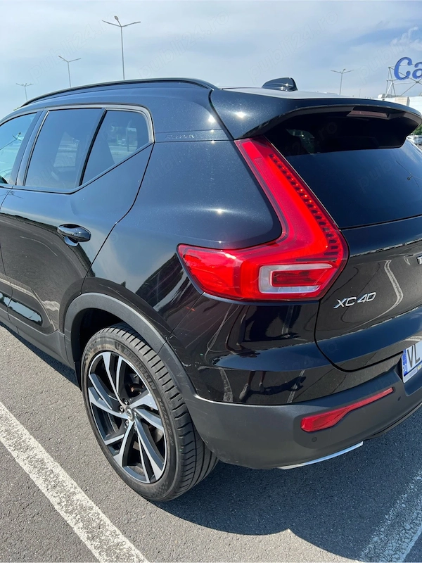 VOLVO XC40 2019 — imagine 9
