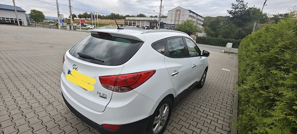 HYUNDAI ix35 2011 — imagine 3