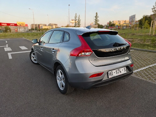 VOLVO V40 2015 — imagine 3