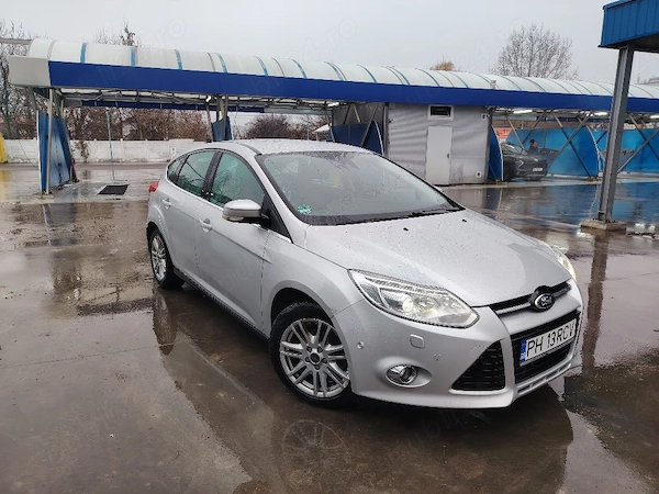 FORD Focus 2012 — imagine 5