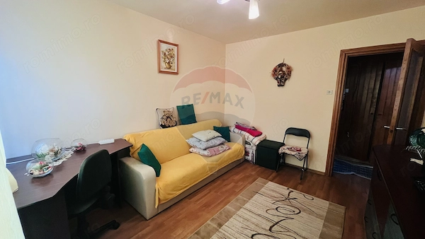 Apartament cu 2 camere de vânzare în zona Rogerius — fotografia 1