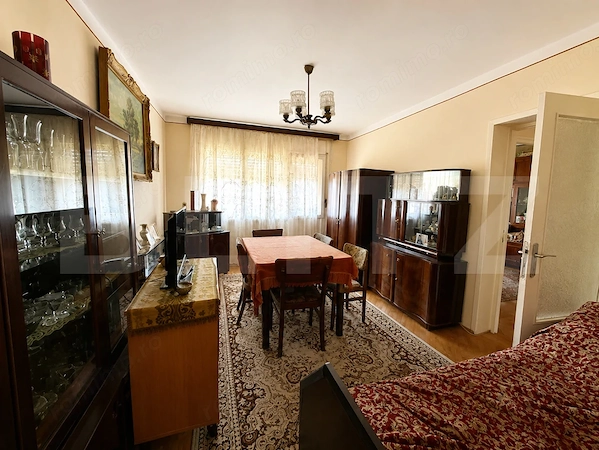 Apartament 4 camere, 65 mp, zona Careiului — fotografia 1