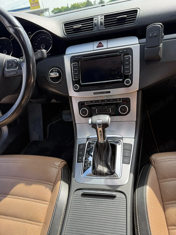VOLKSWAGEN Passat CC 2011 — imagine 4