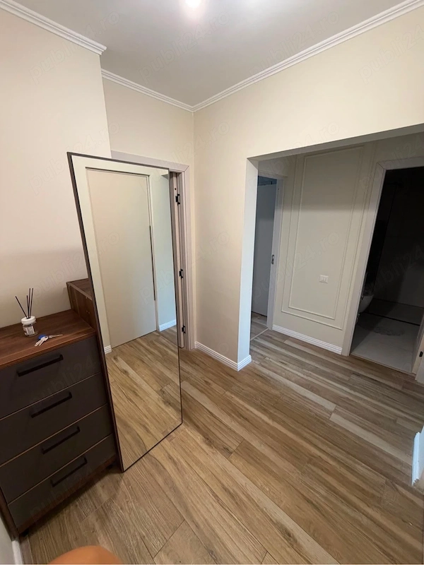 Proprietar, Apartament 2 camere de închiriat Ultracentral, renovat complet, modern — fotografia 3