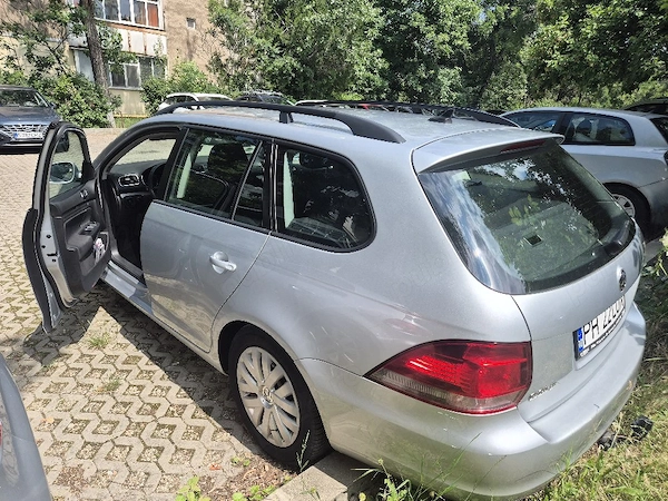 VOLKSWAGEN Golf 2011 — imagine 4
