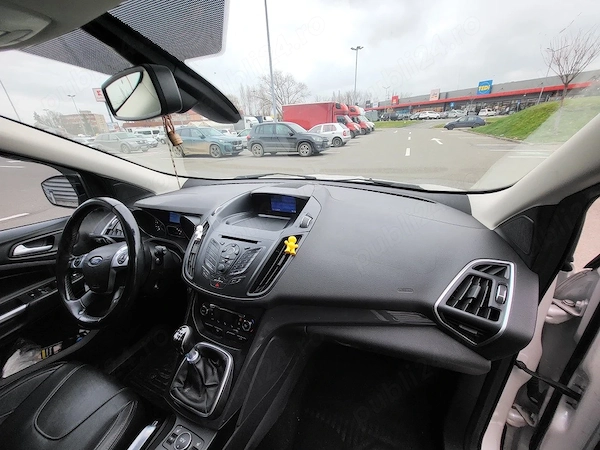 FORD Kuga 2015 — imagine 2