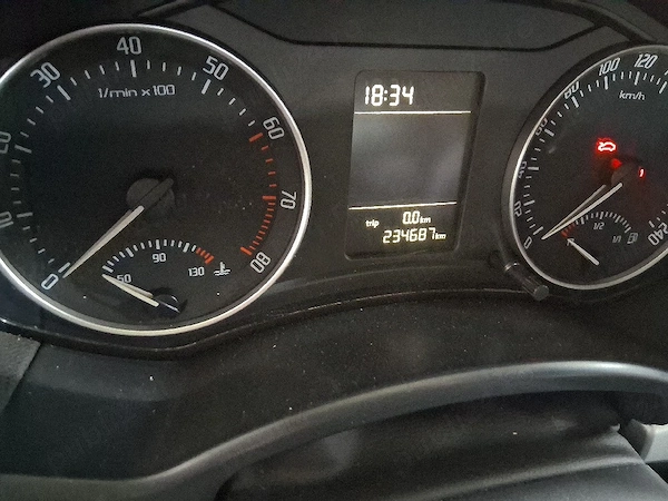 vând skoda Octavia