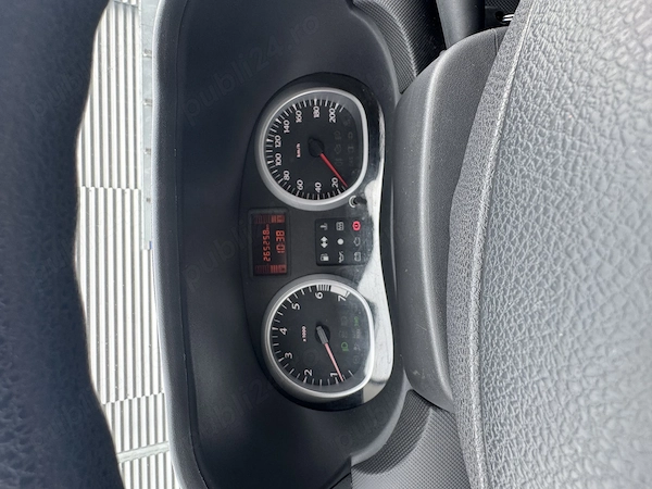 DACIA Duster 2010 — imagine 7