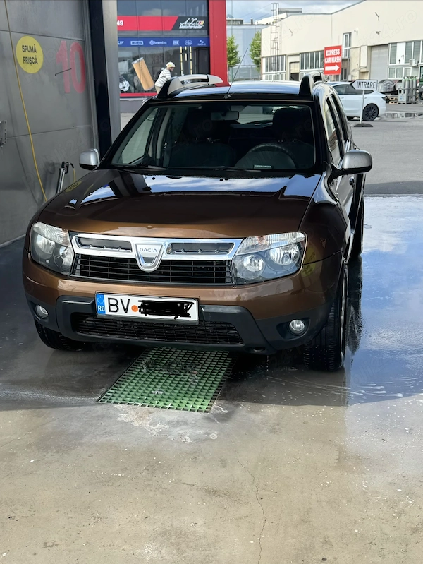 Dacia Duster 2010, benzină 1.6 + GPL, 4X4 - 265.000 km