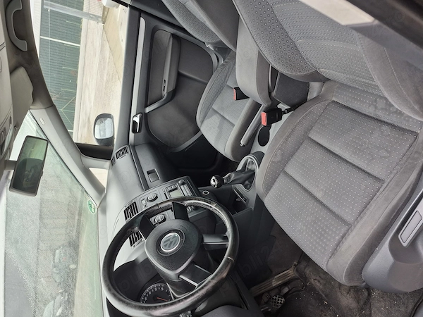 VOLKSWAGEN Touran 2005 — imagine 5