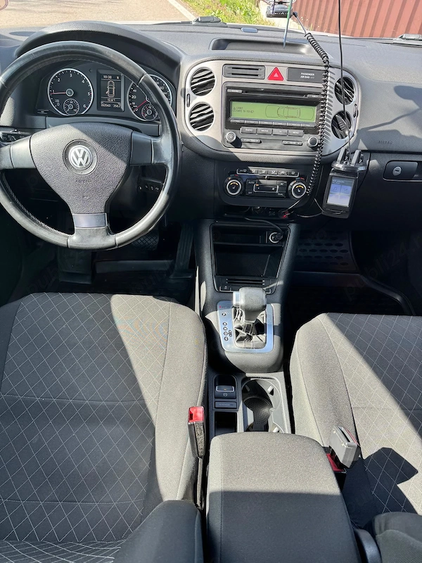 VOLKSWAGEN Tiguan 2010 — imagine 4