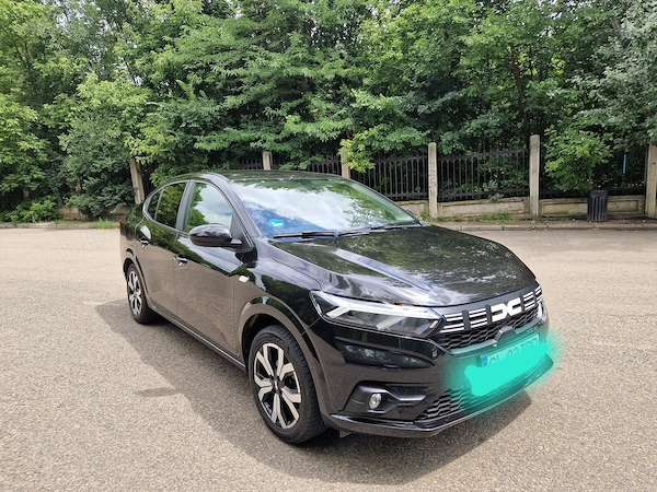 DACIA Logan 2023 — imagine 3