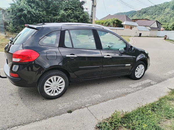 RENAULT Clio 2010 — imagine 4