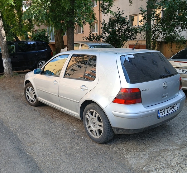 VOLKSWAGEN Golf 2002 — imagine 4