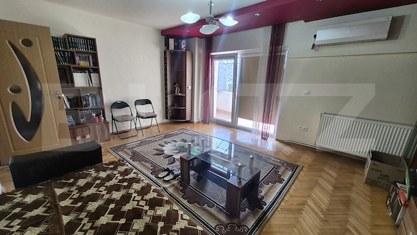 Apartament cu 3 camere de vanzare, 76.47 mp, zona Carpati 2 — fotografia 2