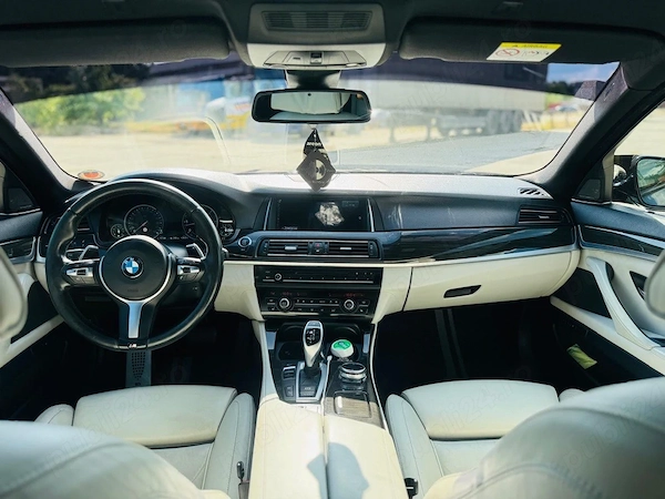 BMW M550d xDrive | 2015 | 400 CP | Pachet M |3butoane | Întreținere Exemplară