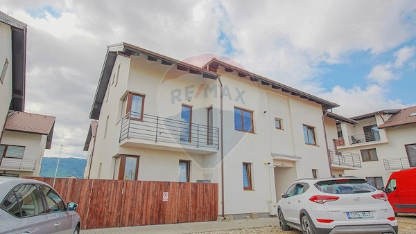 Apartament de 3 camere luminos | 81 mp | Renovat complet | Cu Parcare — fotografia 1